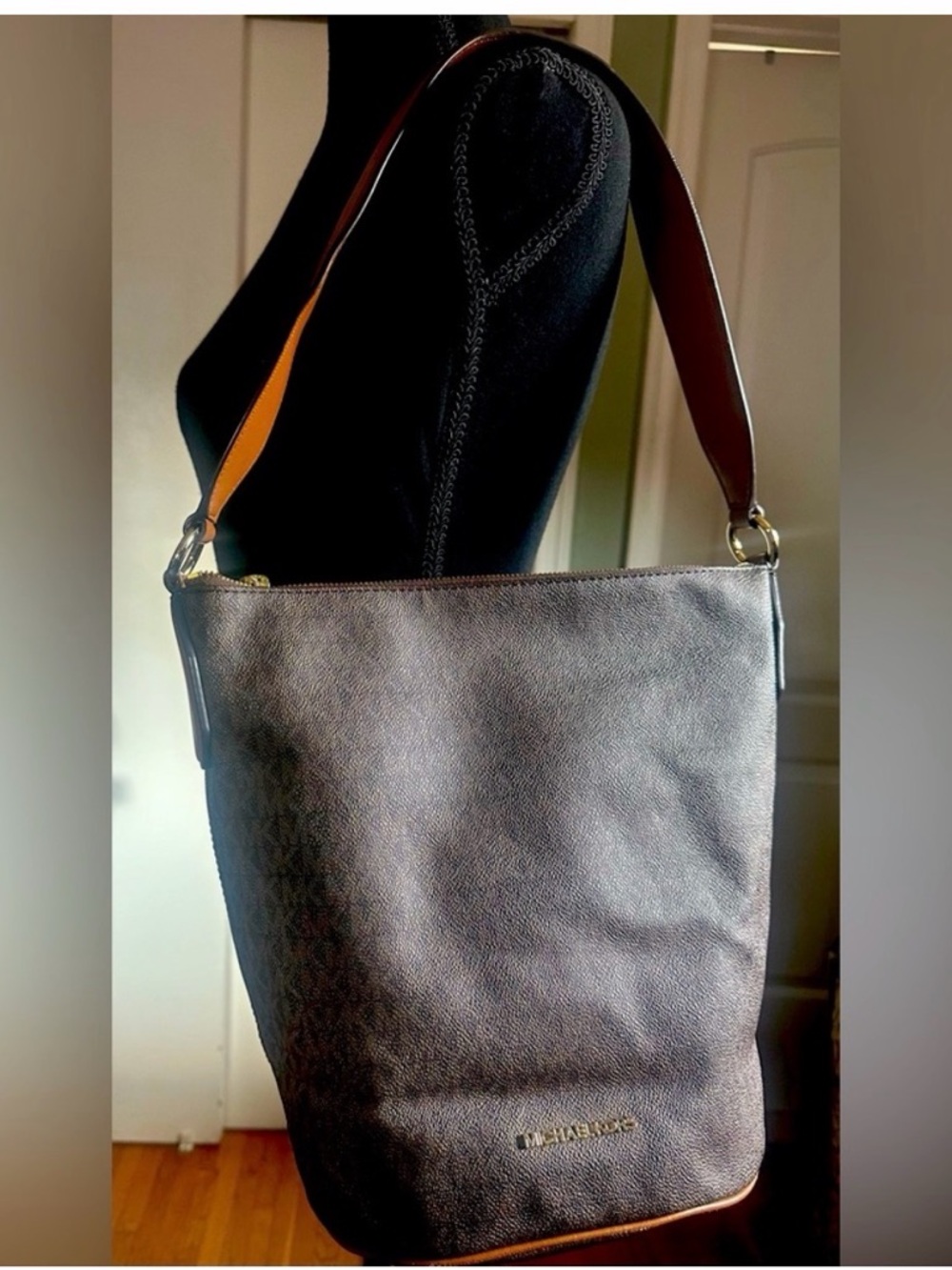 Michael Kors Brown Saffiano Leather Shoulder Tote Bag Large MK Purse